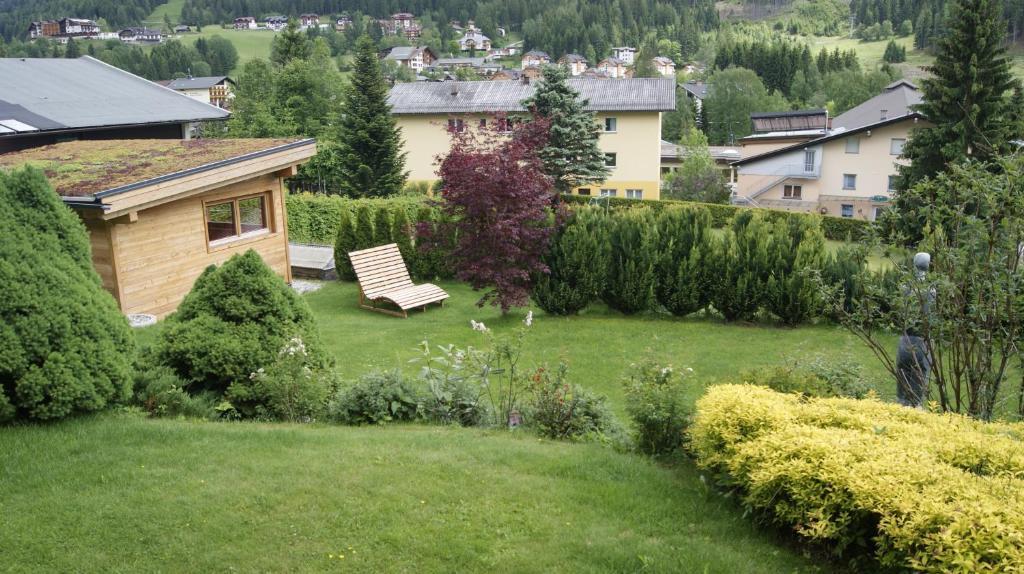 Hotel Sonnenheim Бад Кляйнкирххайм Экстерьер фото